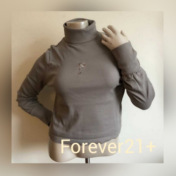 Forever21 plus size rose top - Picture 2 of 11